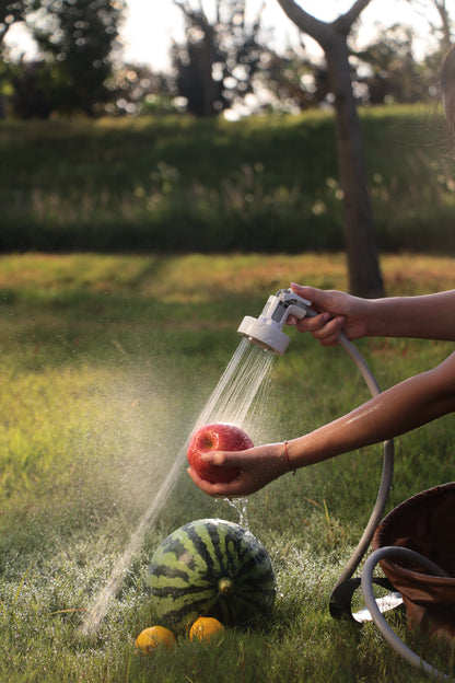 Flextail Max Shower is de draagbare kampeerdouche